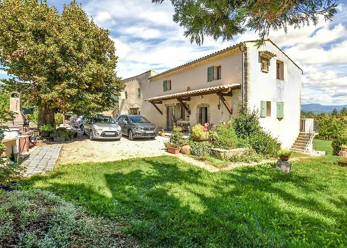 Hébergement de vacances Grande Maison Noyers-sur-Jabron