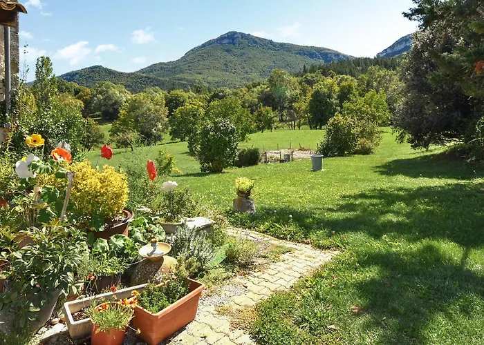 Hébergement de vacances Grande Maison Noyers-sur-Jabron